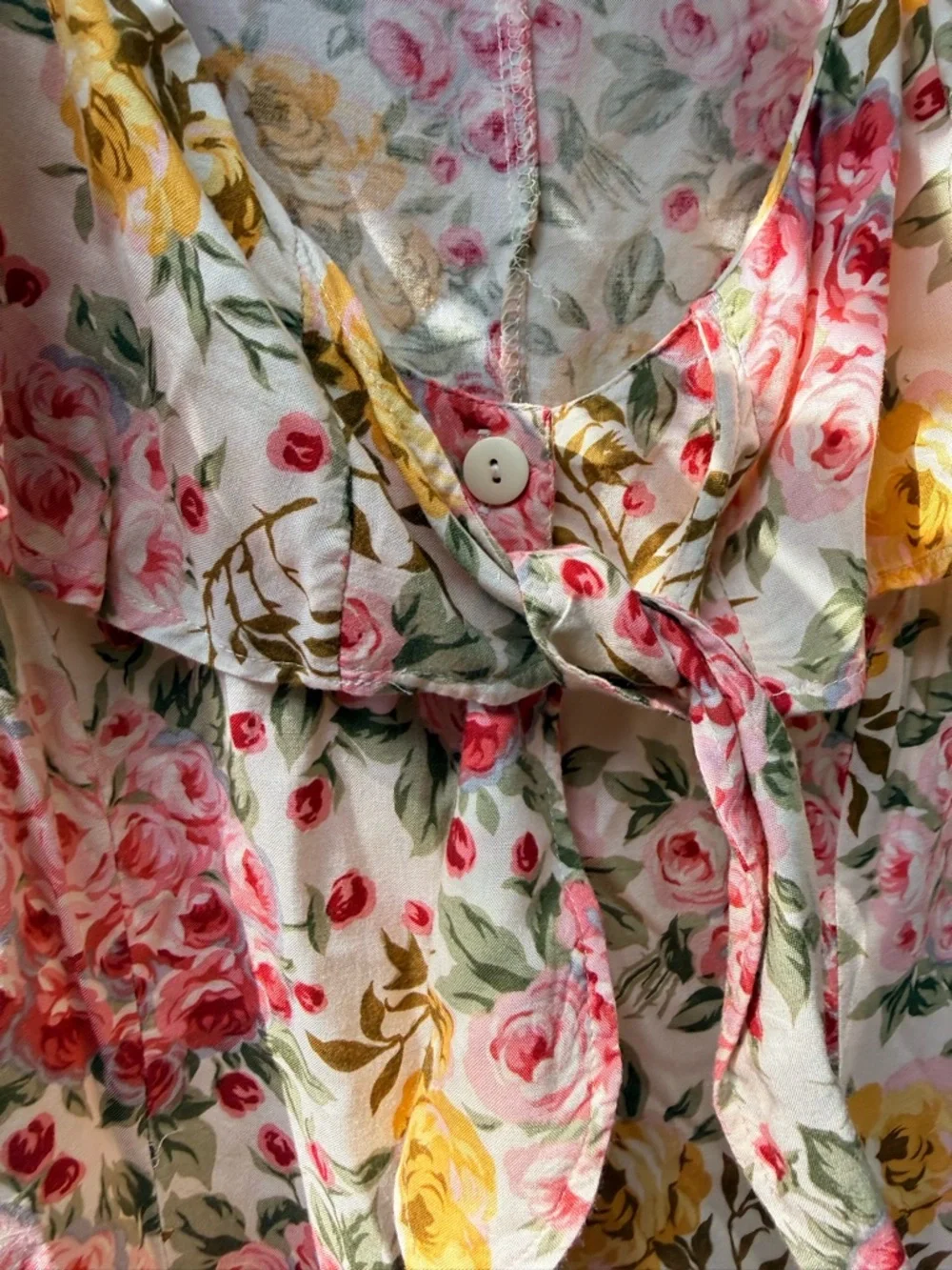 Vintage avocado Cream Floral Tie-Front Maxi Dress with Pink & Yellow Blooms - Picture 5 of 8